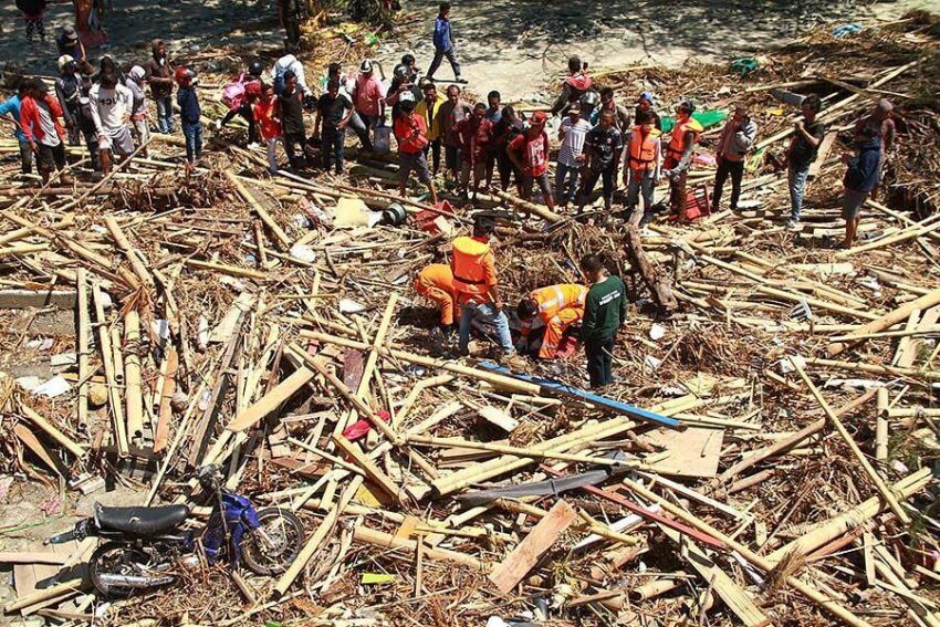 Gempa Besar Guncang Sumatera: Ribuan Warga Mengungsi